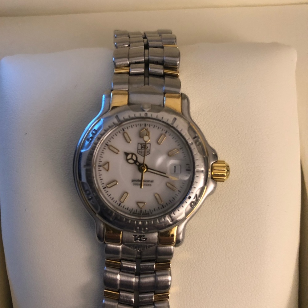 Tag Heuer - Picture 2 of 7